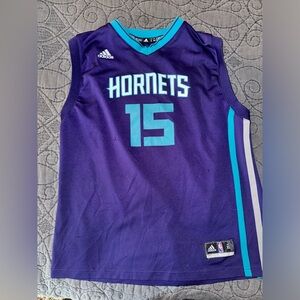 xl adidas hornets jersey #15 walker